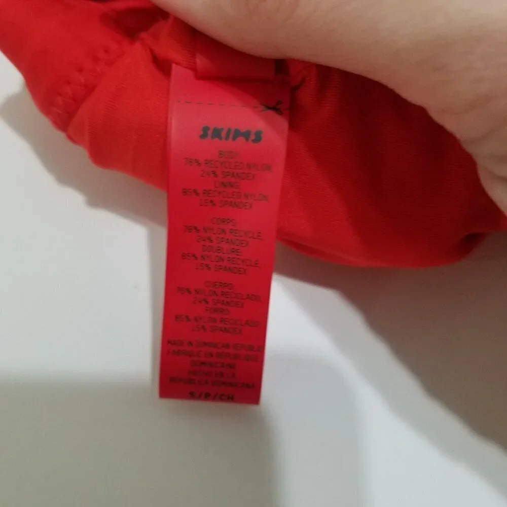 SKIMS Tank Bikini Top Unlined Red Size S